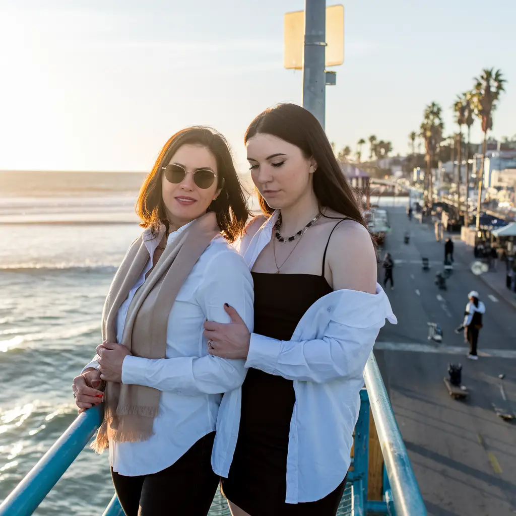 Free chat rooms for Lesbian singles in Galveston, Texas. Meet new people and start chatting today!